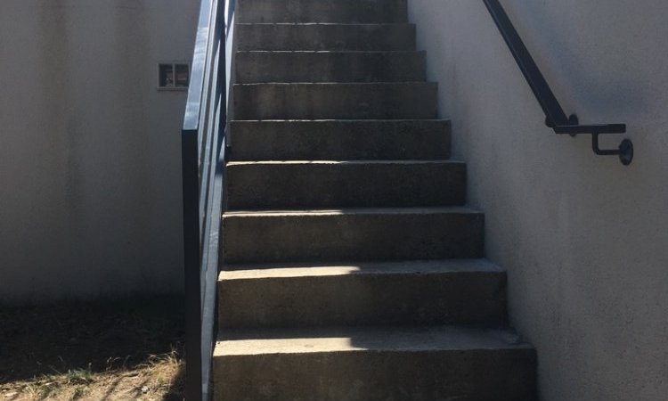 Fabrication de rampes d'escalier - Pernes-les-Fontaines - Rémi Genoulaz Métallerie Soudure